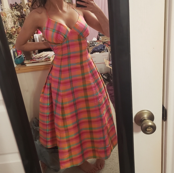 Isaac Mizrahi Dresses & Skirts - RARE!! Isaac Mizrahi 2019 100% Silk Plaid Midi Dress